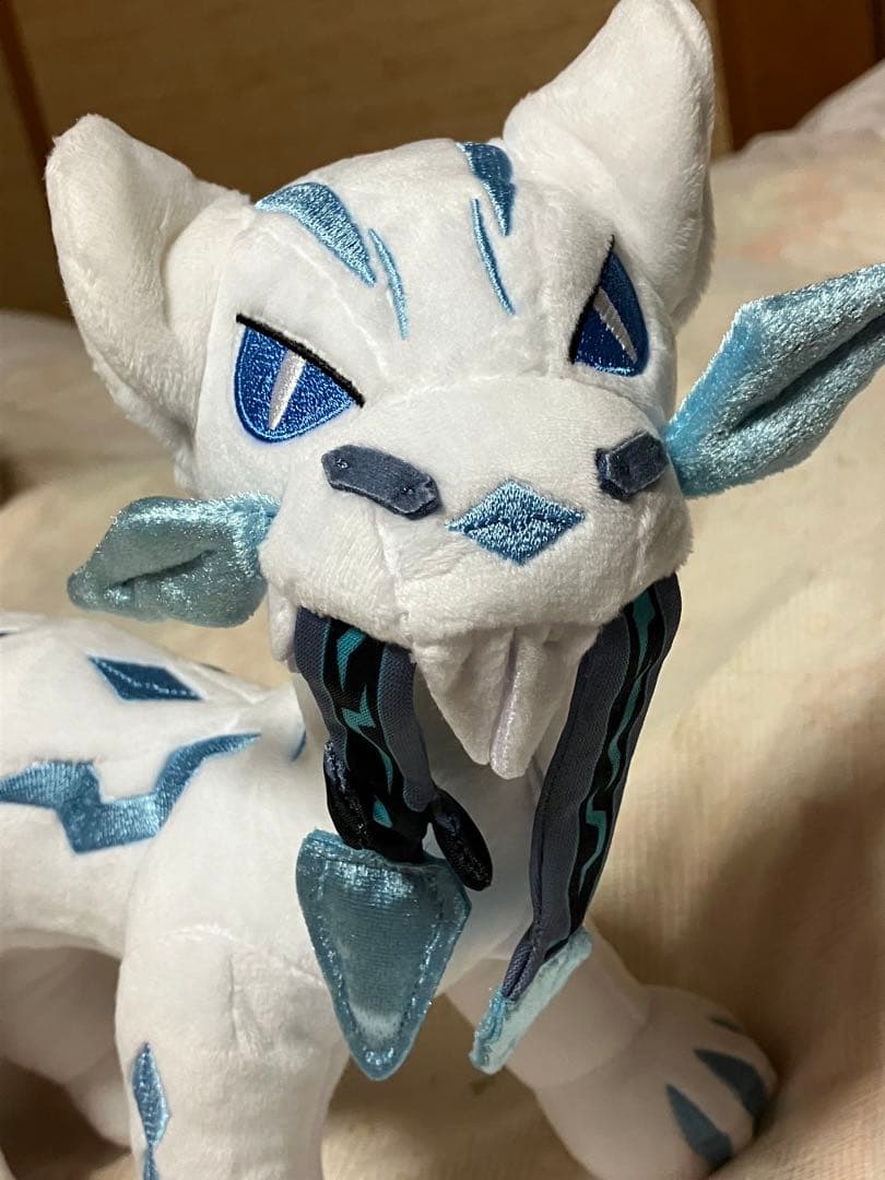 ポケモン　ポケモンセンター　ぬいぐるみ パオジアン