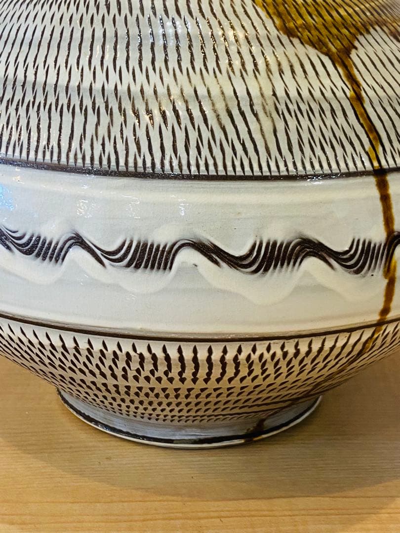 【小鹿田焼】　陶器　花瓶　壺　インテリア　床の間飾り　飛びかんな　打ち掛け