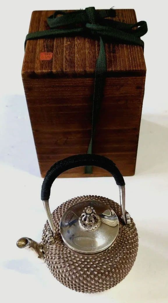 純銀製】望月形霰銚子 竹影堂英真造 - メルカリ