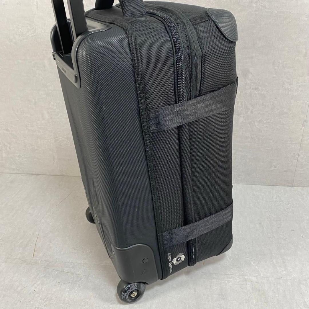BURTON ウィーリー フライト デック バートン スーツケース キャリー