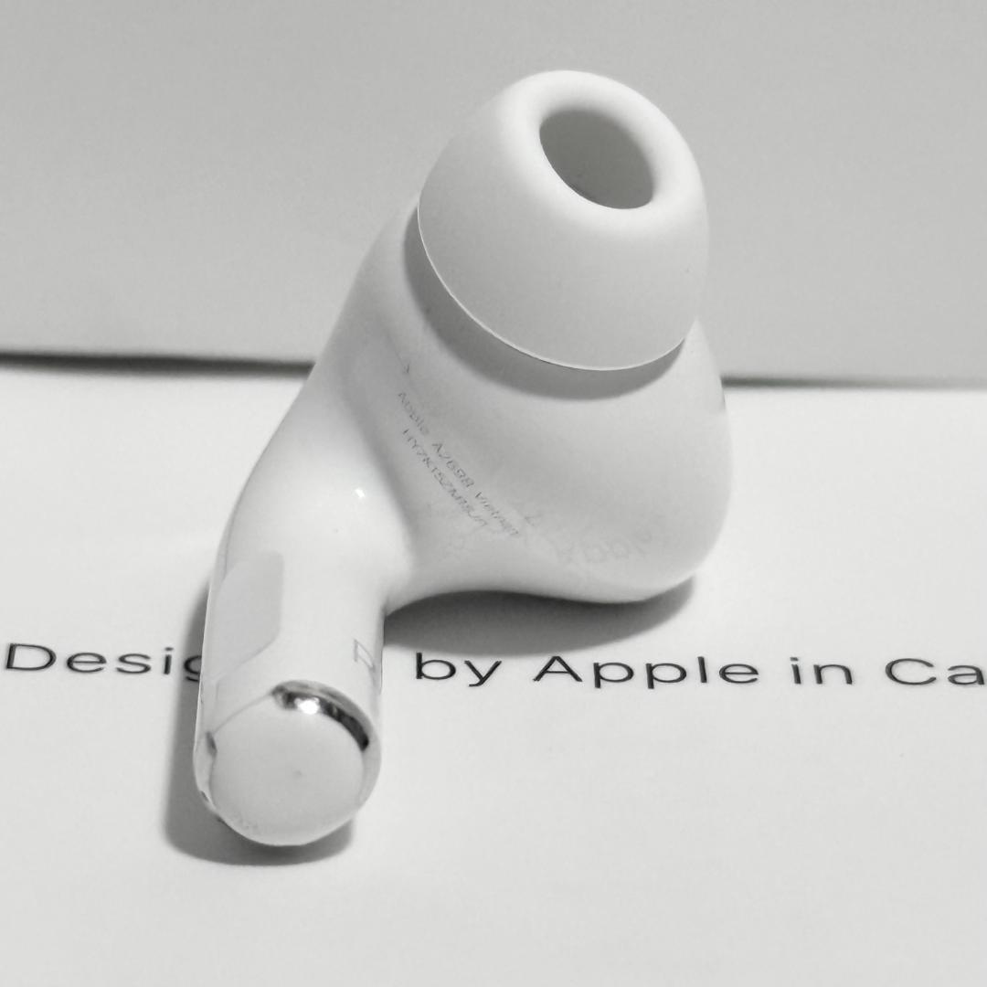 右耳 Apple AirPods Pro 第2世代 A2698 正規品 225 - メルカリ