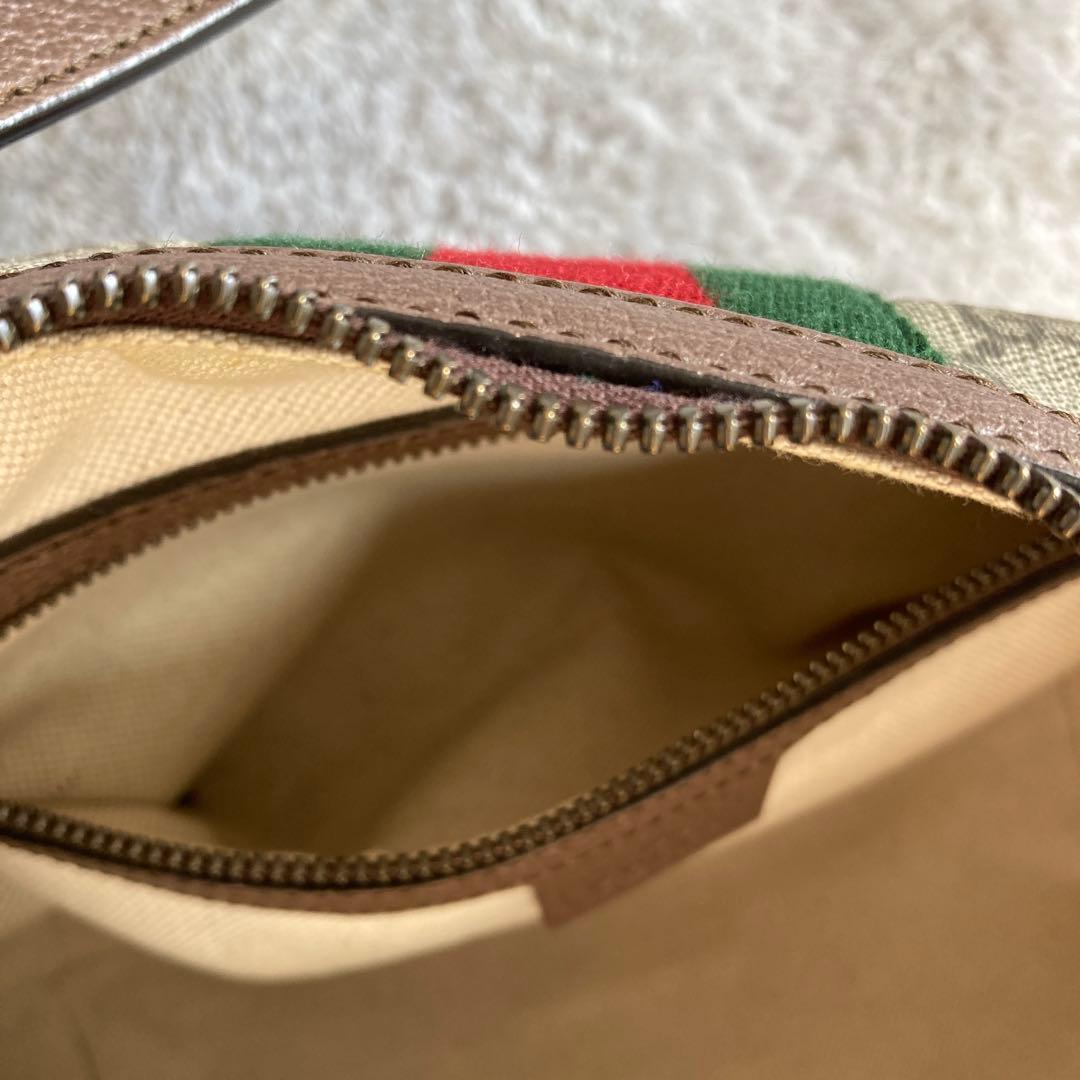 Gucci GGモノグラム ショルダーバッグ