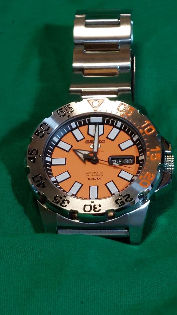 b*n様 SEIKO スポーツ5自動巻き 腕時計 オレンジ 100m防水