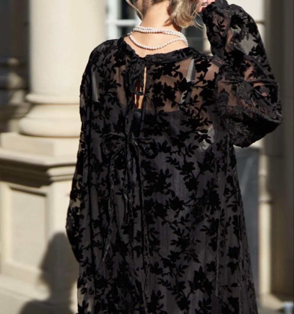 11/9限定⭐︎CIAOPANIC ⭐︎新品⭐︎ベロアフラワーティアードワンピース