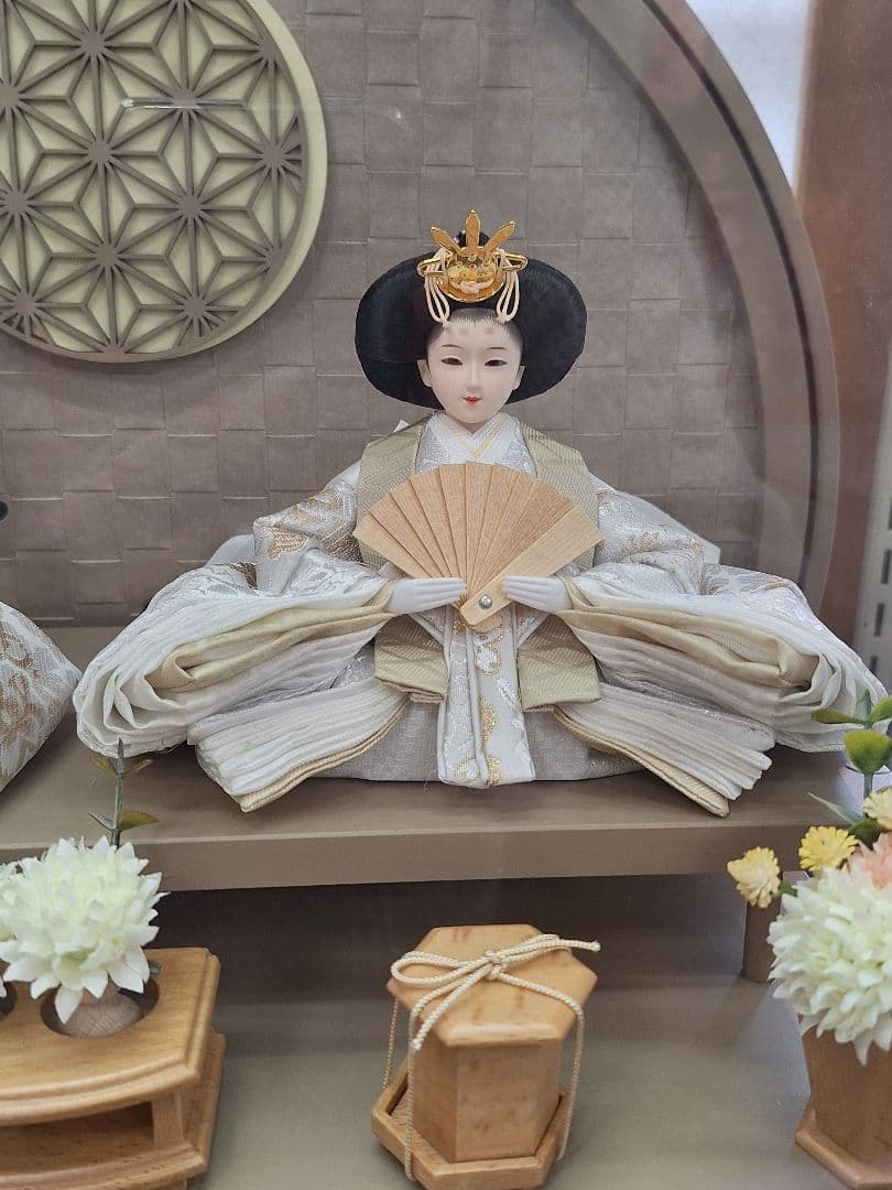 値下げ！ 今期新作 雛人形 平安豊久作 真凛 円形丸型 モカ色 アクリルケース