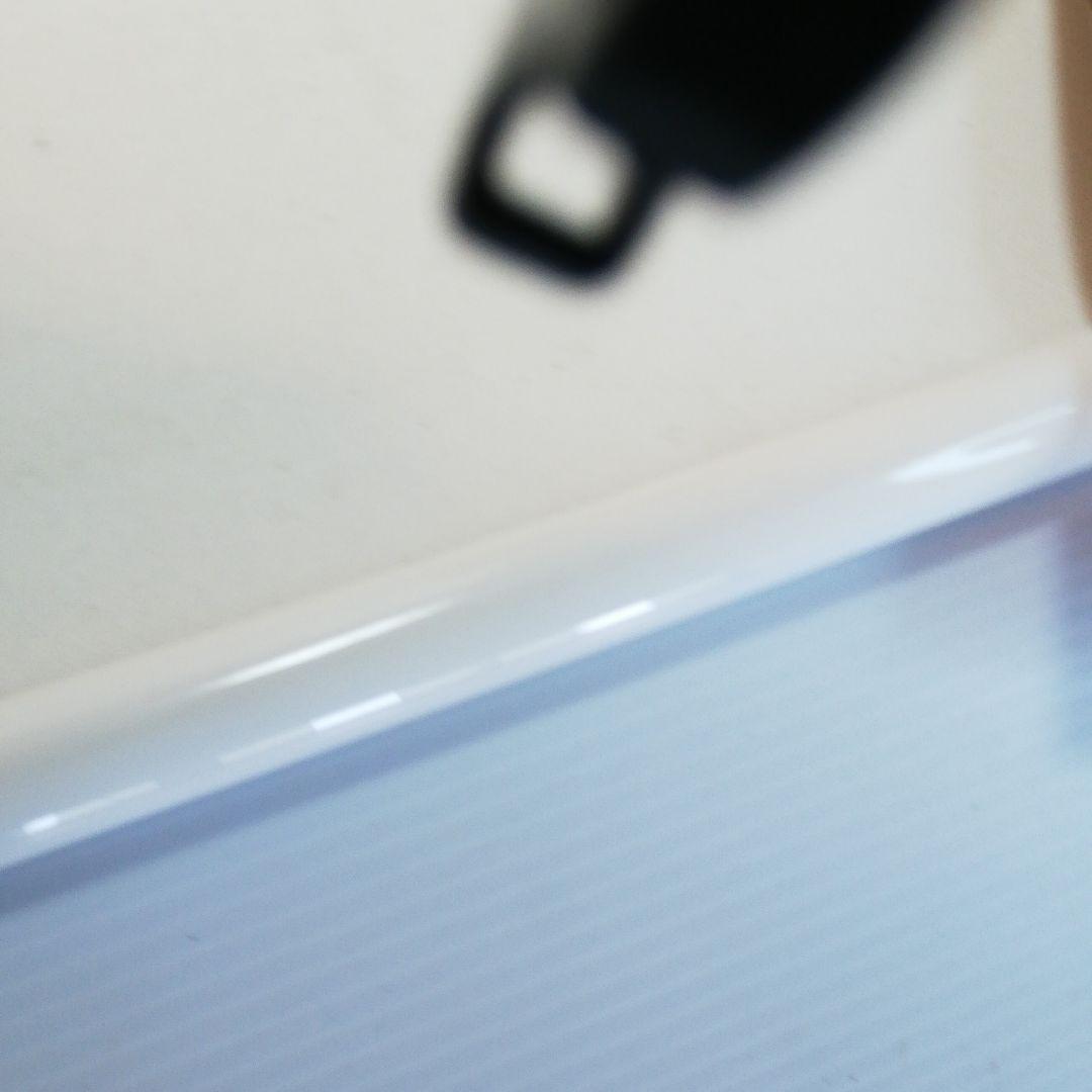 須藤武雄作、柿釉茶碗、識箱、茶色と黒色のバランスが見所です。