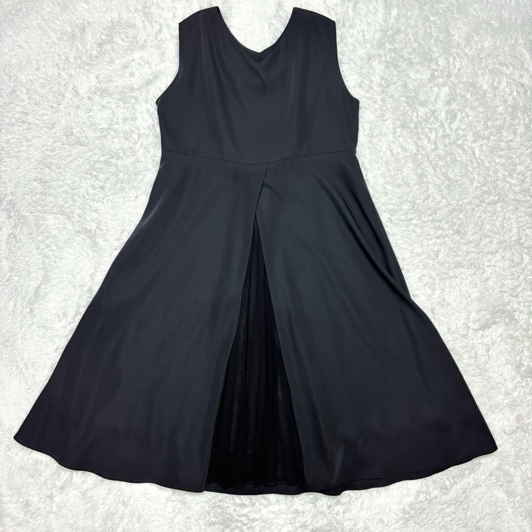 ストロベリームーン　LA COUPE リボン プリーツ 光沢 ブラック