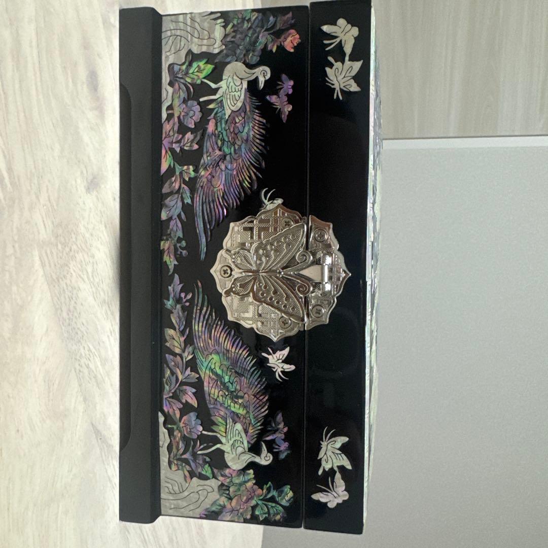 韓国伝統工芸・螺鈿細工（らでん）ジュエリーボックス