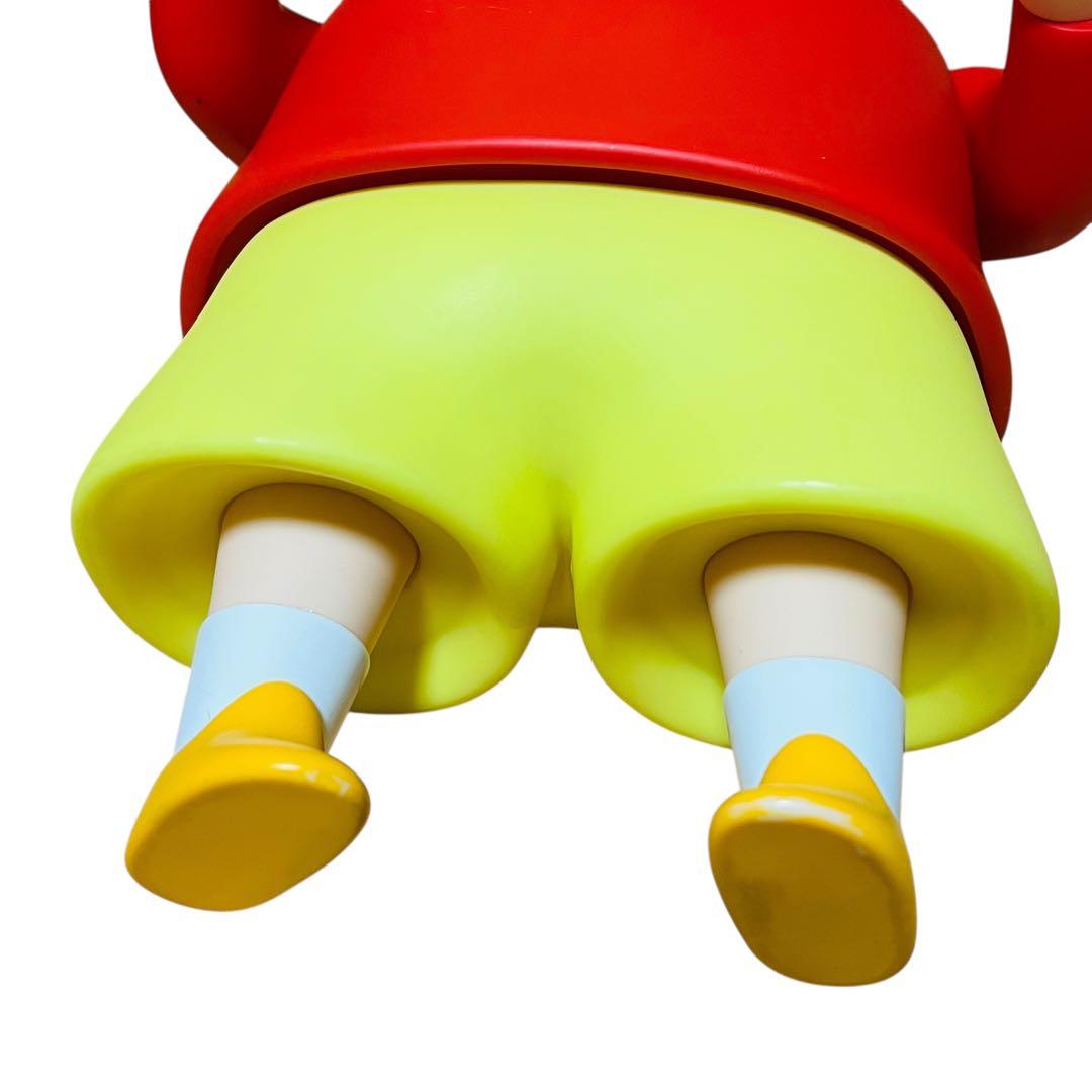 クレヨンしんちゃん 特大フィギュア