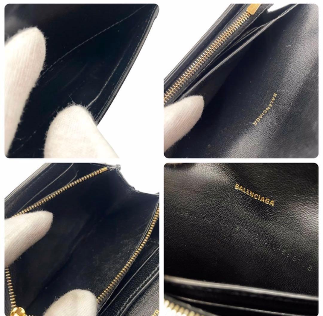 《超美品》バレンシアガ 二つ折り財布 ロゴ金具 本革 レザー ゴールド金具 黒系