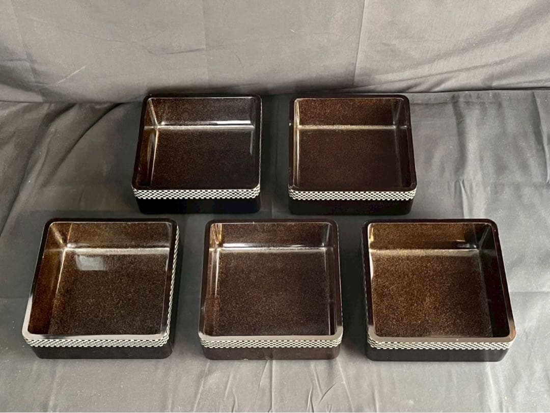 時代漆器 市松蒔絵 黒塗 内梨地 五段重箱 二枚蓋 合蓋三枚付 共箱 / 輪島塗