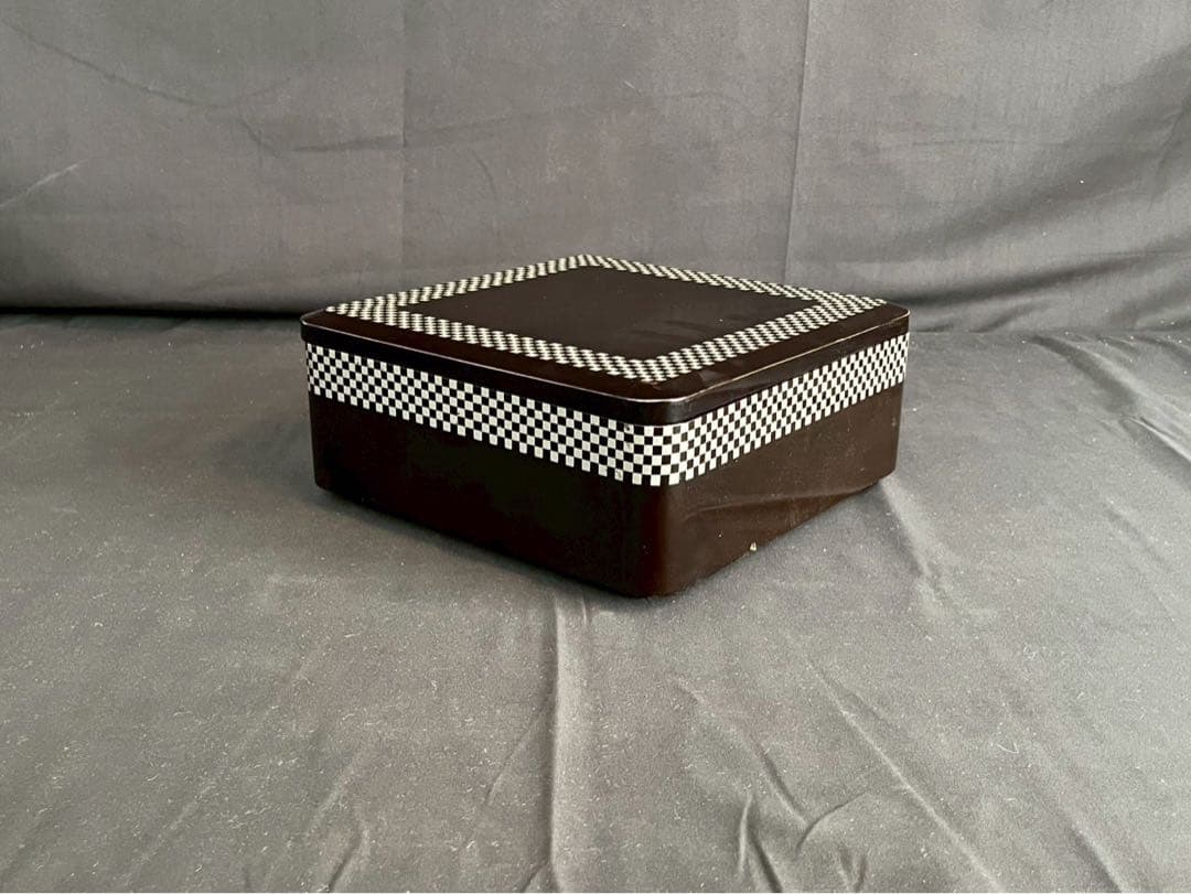 時代漆器 市松蒔絵 黒塗 内梨地 五段重箱 二枚蓋 合蓋三枚付 共箱 / 輪島塗