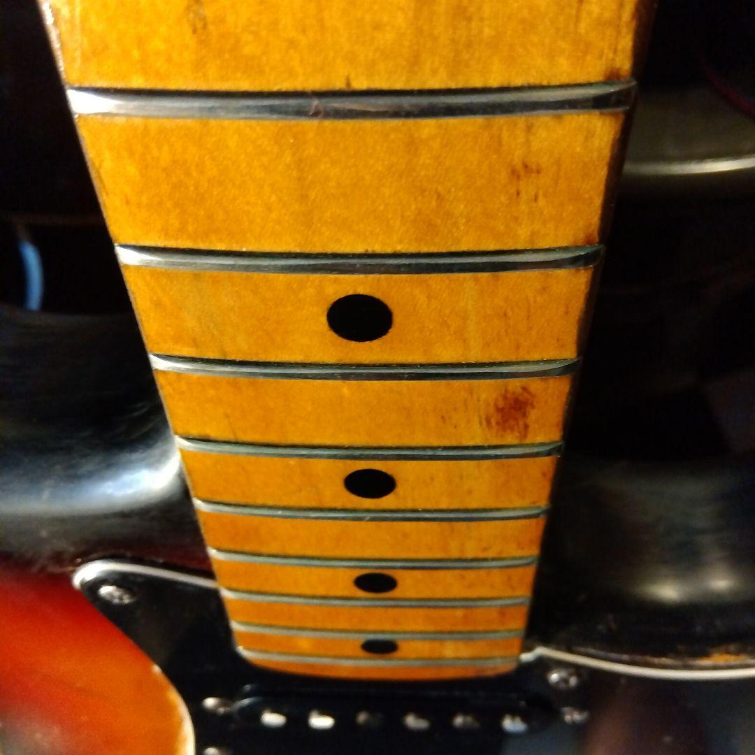 レリック、ストラトキャスター サンバースト！コンポーネントギター！