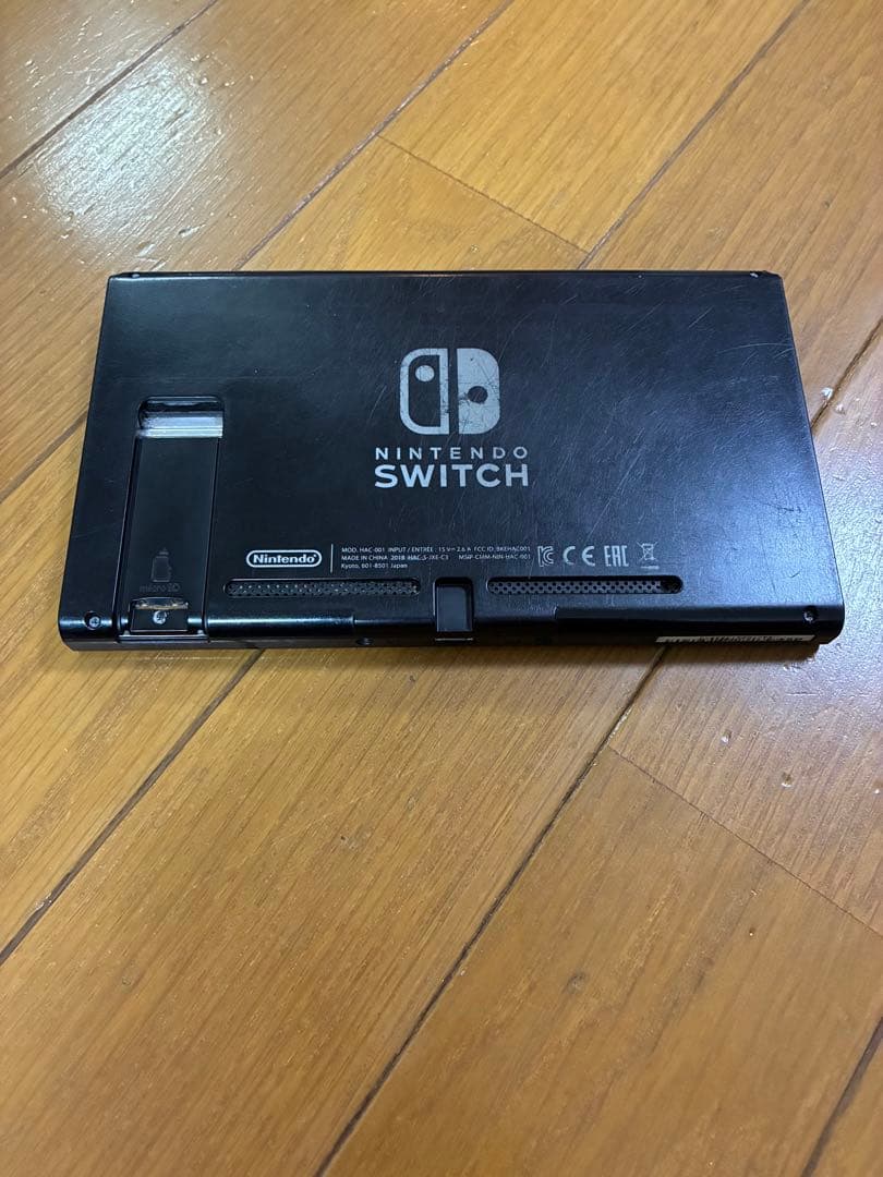 Nintendo Switch 本体 多色 Joy-Con 付