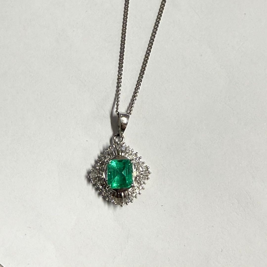 専用。エメラルド