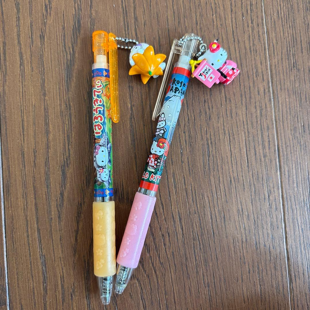 キティ ご当地 ボールペン/根付けストラップ/キーホルダー等17個