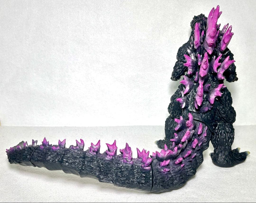 バンプレスト ゴジラ2000ミレニアム ひな型ソフビ2種セット - メルカリ