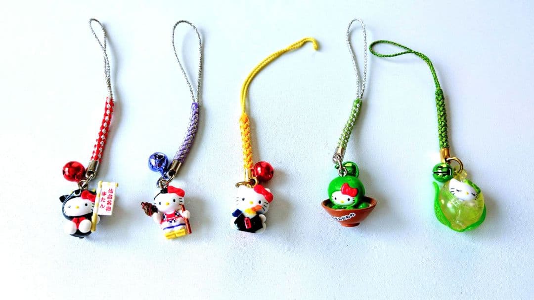 ハローキティご当地ストラップ&マスコット&ミニタオルまとめ売り【27点セット】