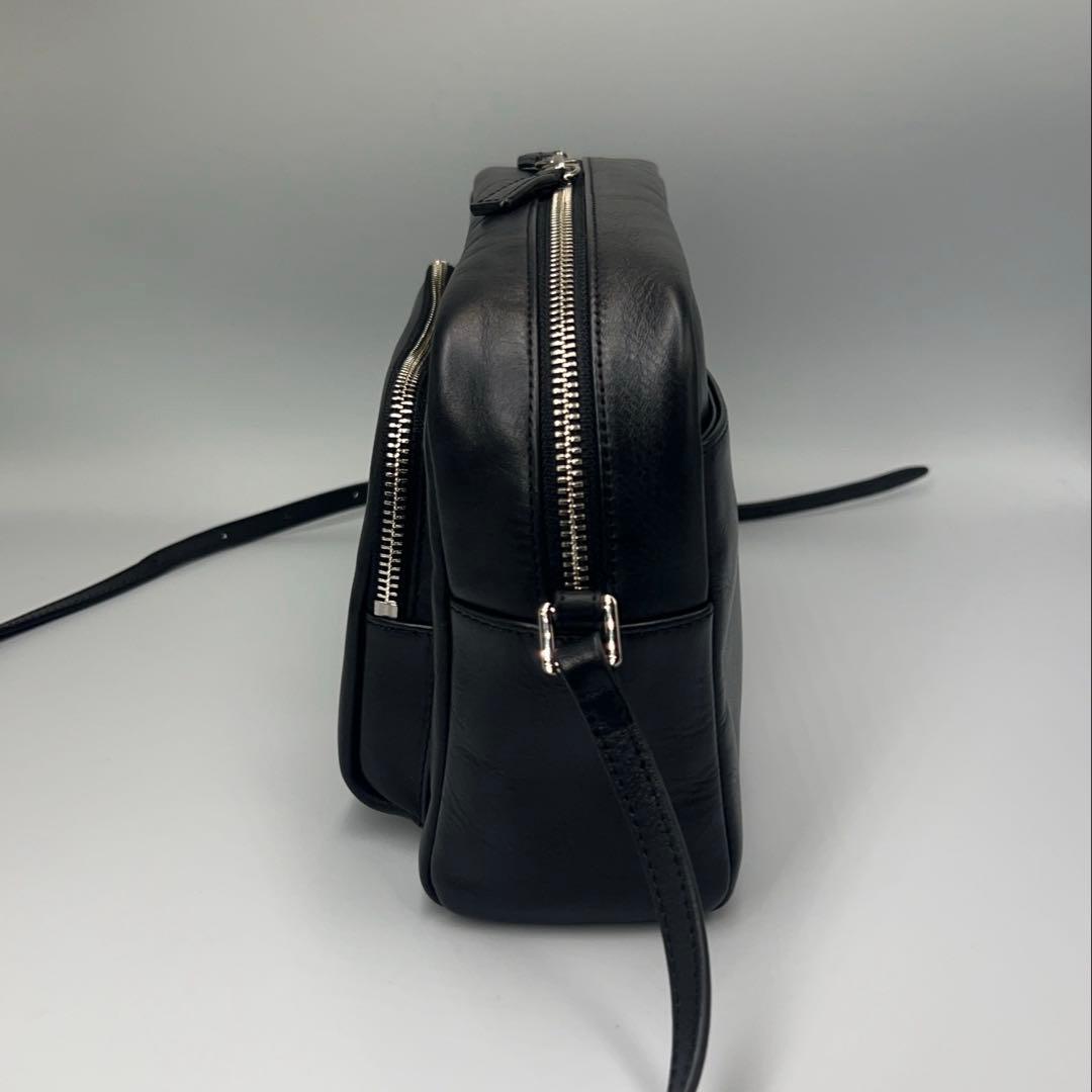 美品✨agnes b.アニエスベー　カメラバッグ　ショルダー レザー　ブラック