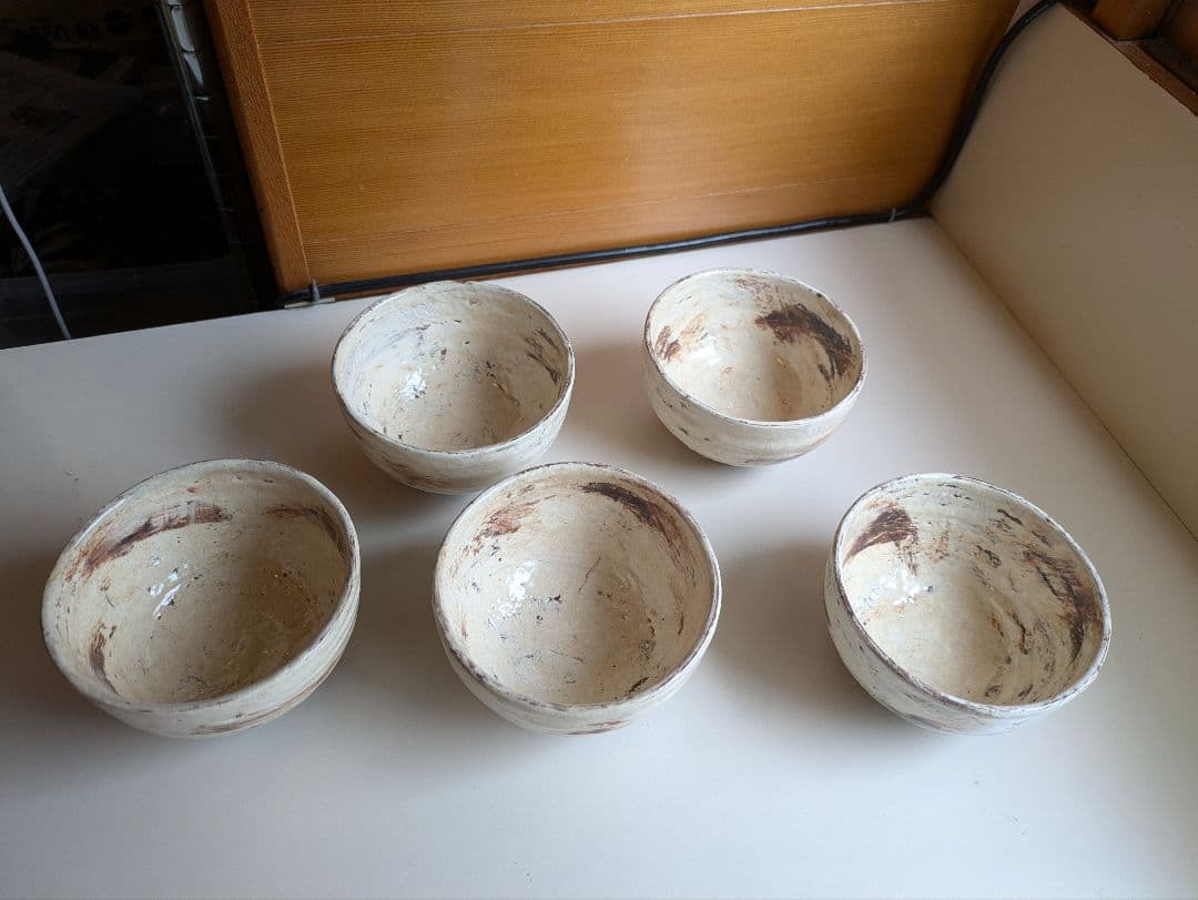 交渉中　恩塚正二　初期　粉引　茶碗　湯呑み　小鉢　5つ