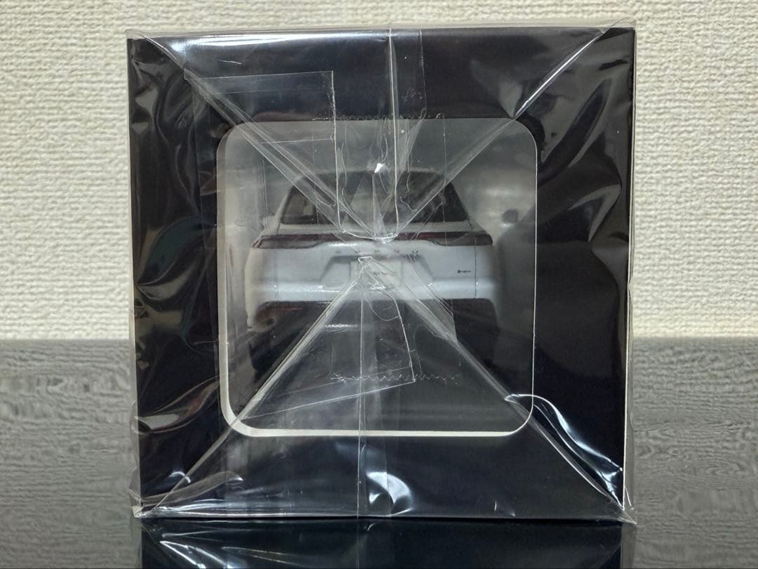 トヨタ 新型クラウンエステート ミニカー 非売品