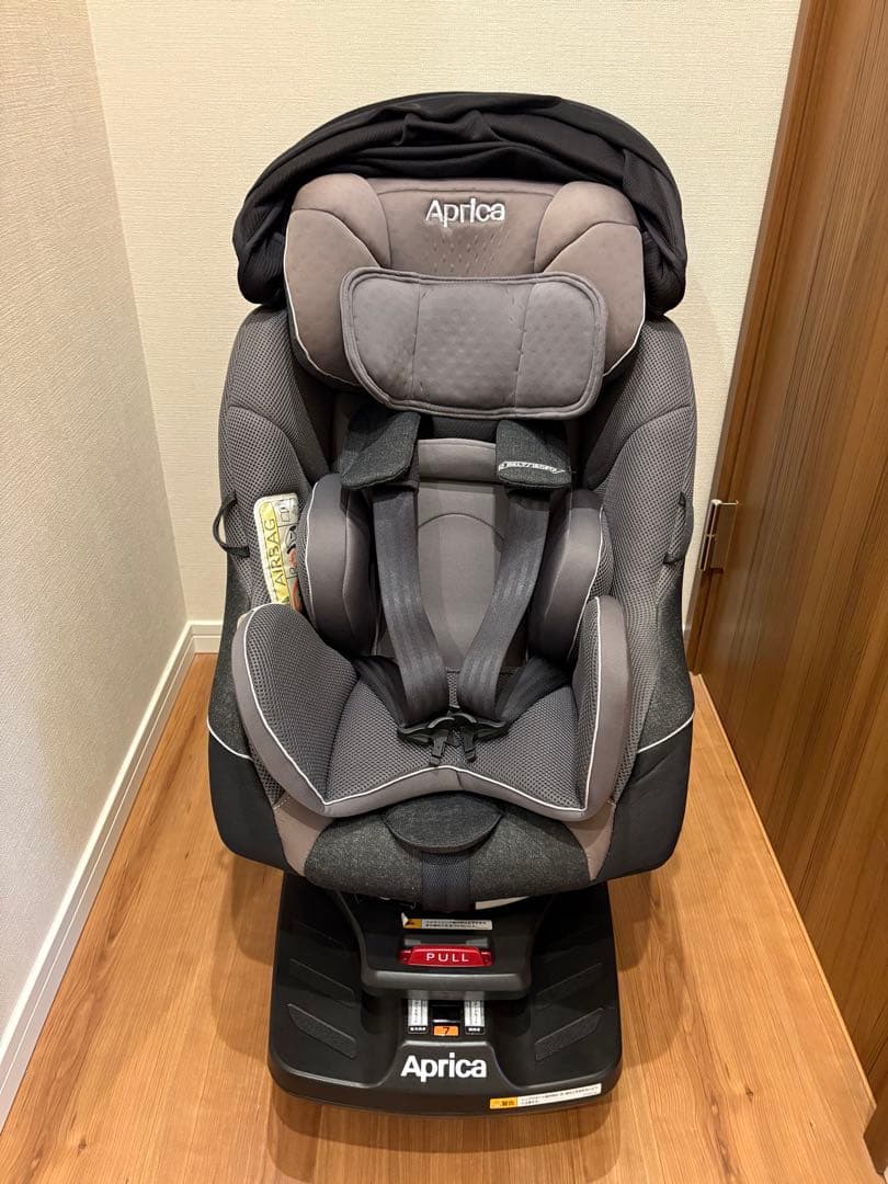 アプリカ　クルリラ　プレミアム　ISOFIX 回転式