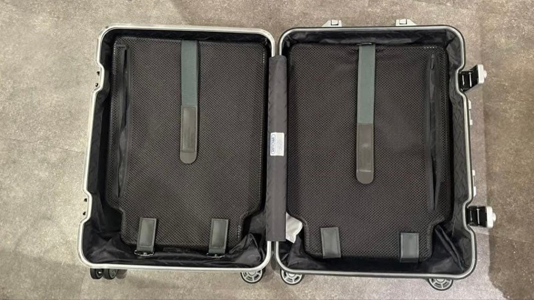 希少】RIMOWA×Lufthansa Private Jet 機内持込