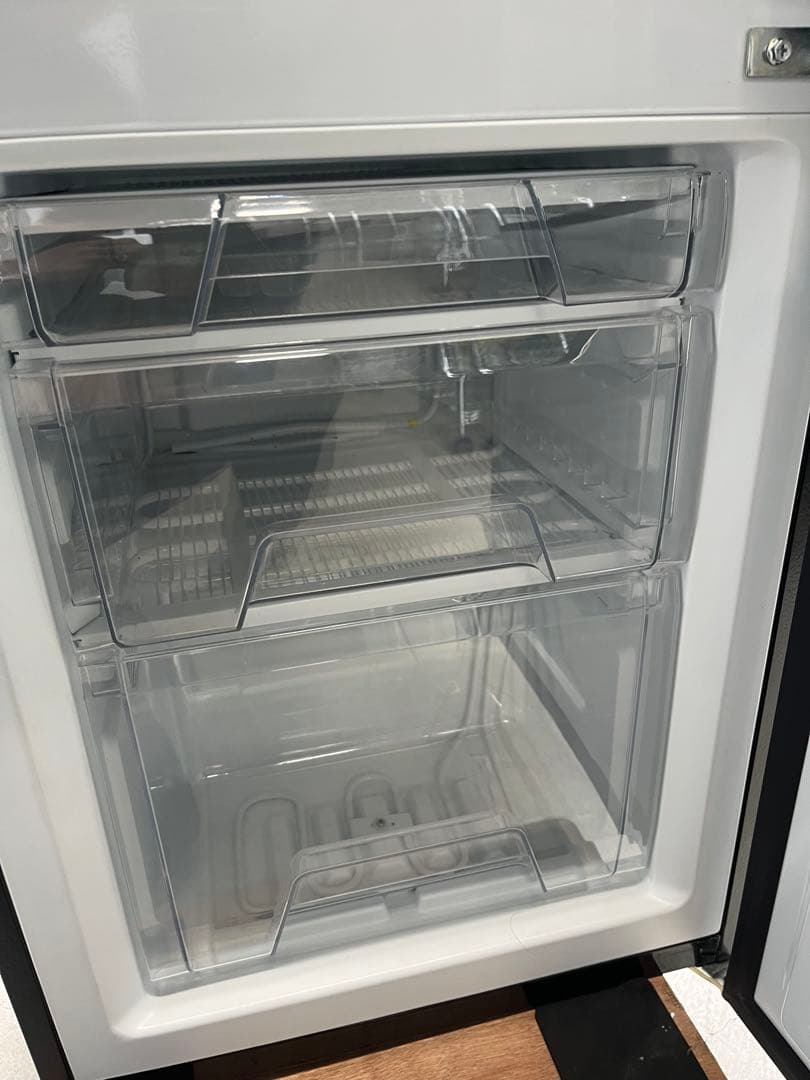 2023年製 142L美品 アイリスオーヤマ冷凍冷蔵庫 IRSD-14A-B T