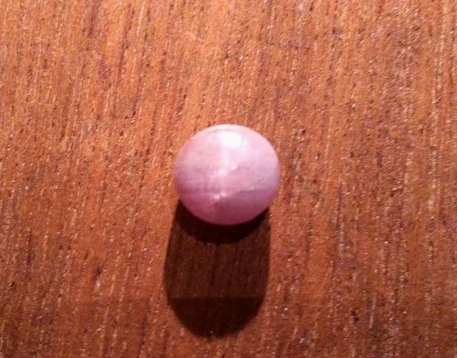 高品質　スタールビー 天然スタールビー 0.48ct 【6条スター】 モザンビーク