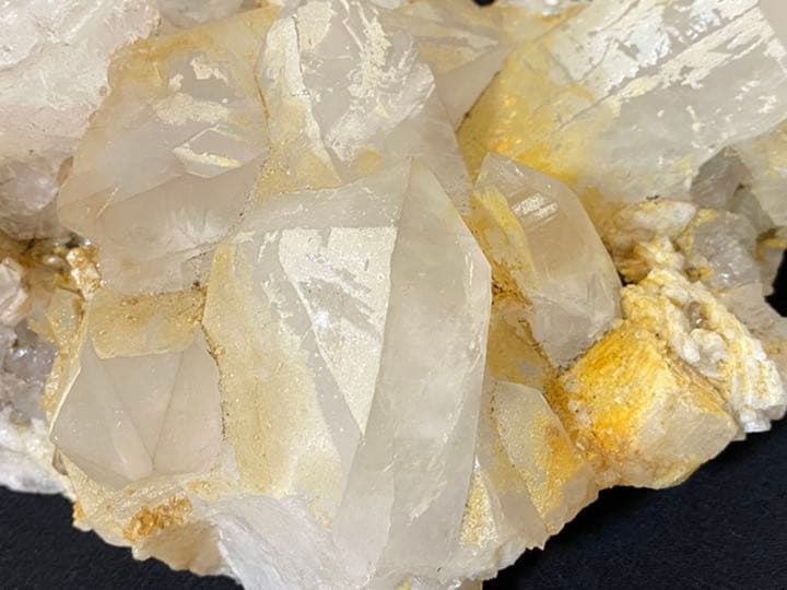 ヒマラヤンクォーツ　1.4kg 天然石 鉱物標本