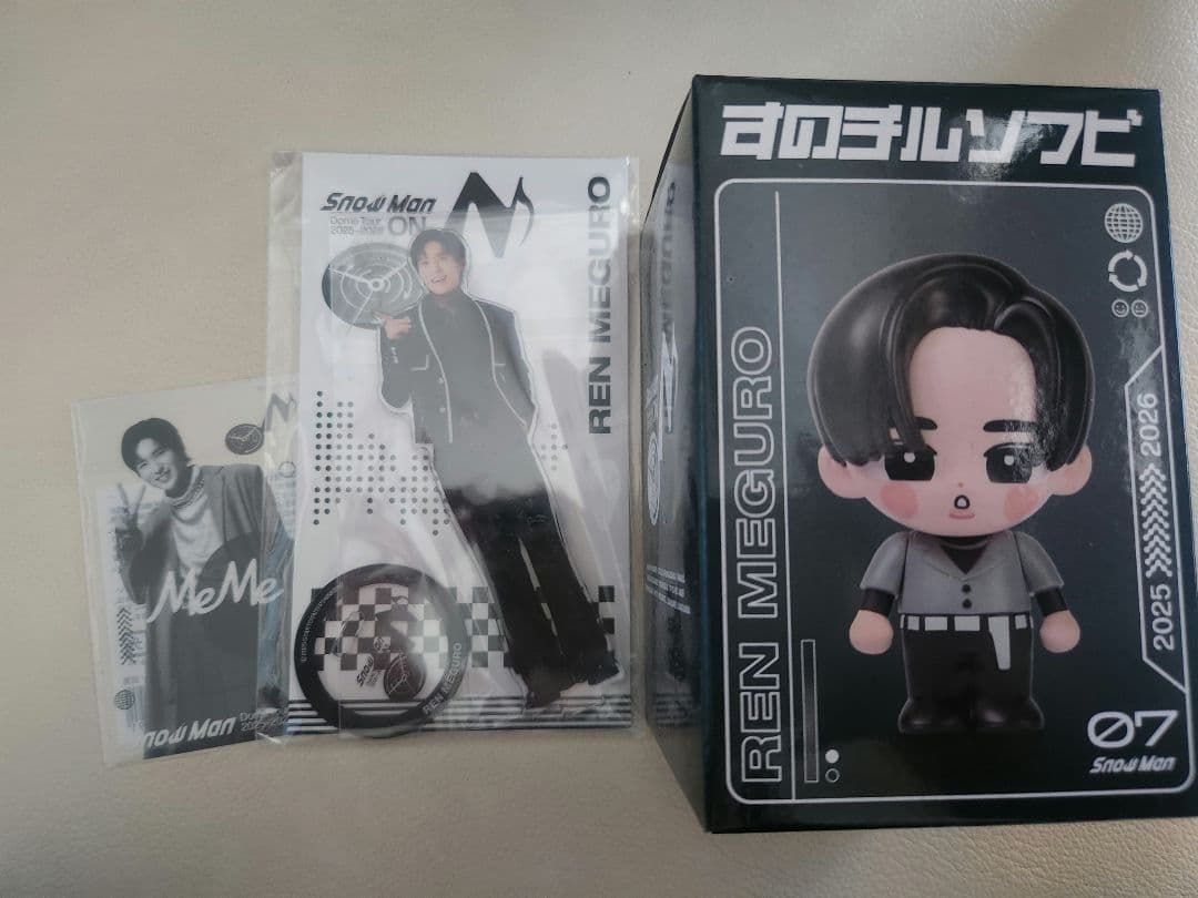 SnowMan ソフビ 目黒蓮 ON すのチル アクスタ クリアステッカー - メルカリ