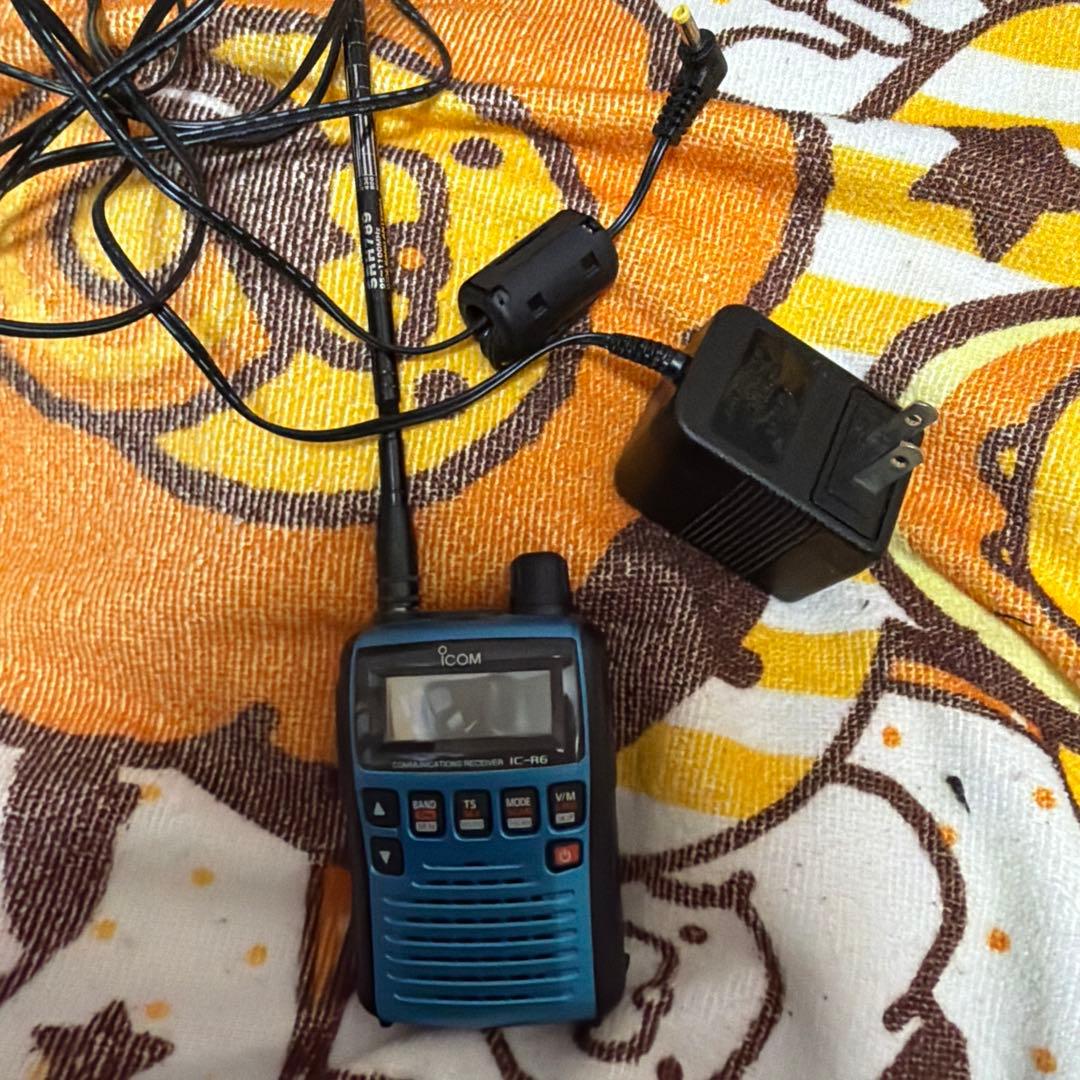 アイコム 広帯域ハンディレシーバー IC-R6 - メルカリ