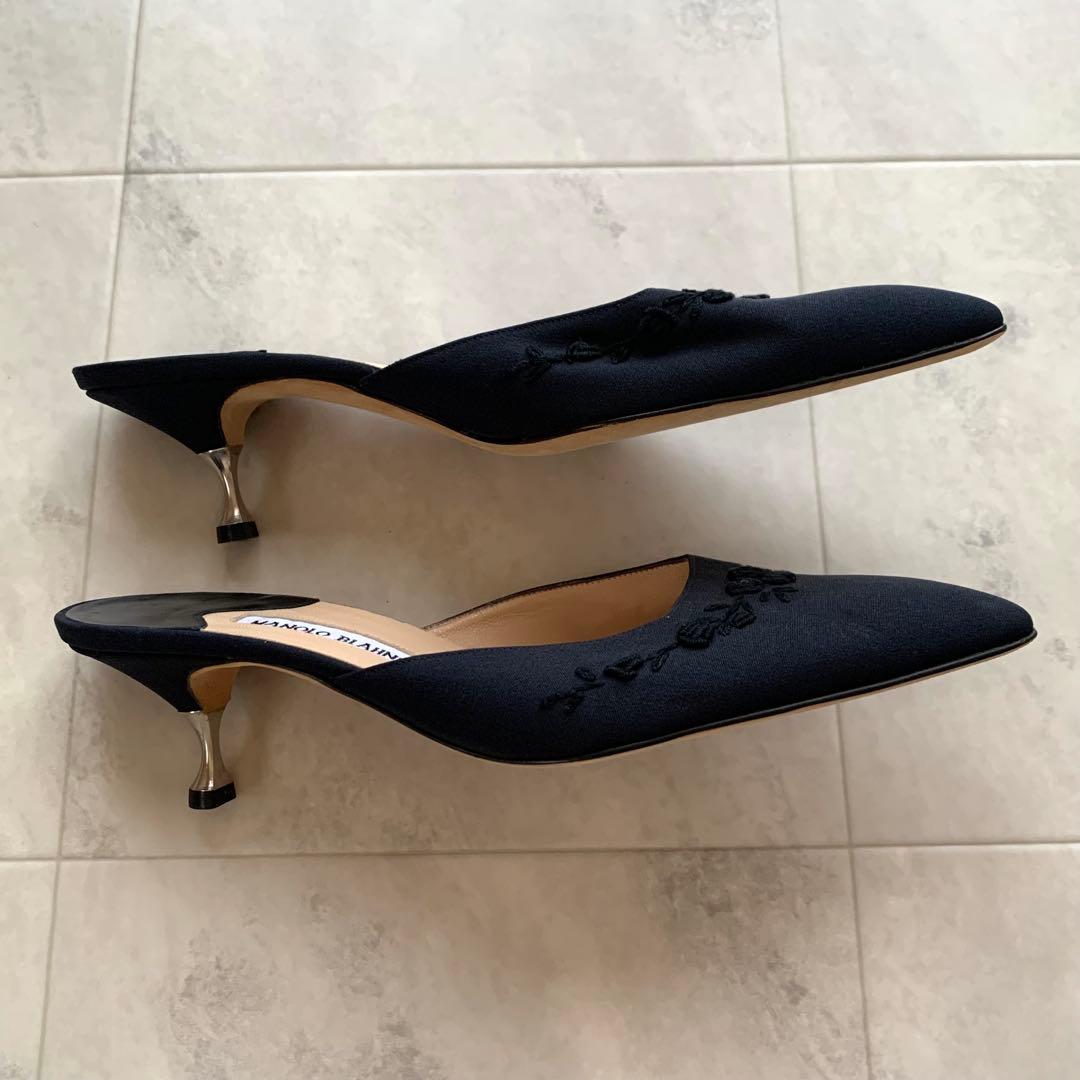 マノロブラニク ミュール サンダル 花 刺繍 ヒール ブラック 38 25cm