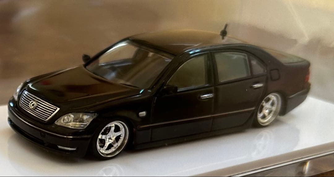 hunter garage 1/64 レクサス LS430 セルシオ 30系後期