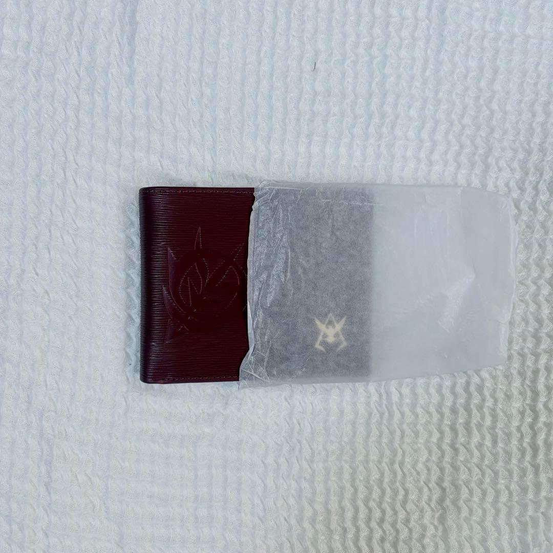 機動戦士 ガンダム シャア ジオン 二折財布 GUNDAM <マスクおまけ>