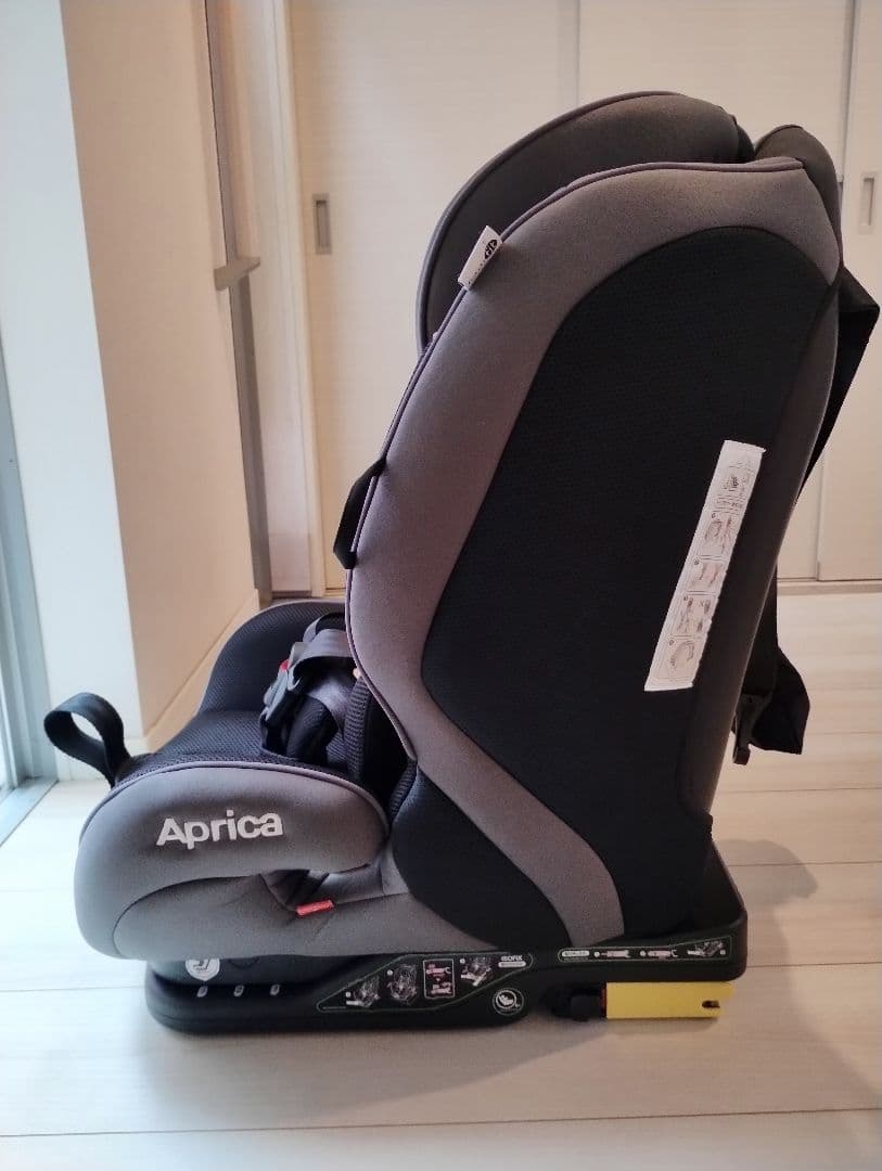 美品ApricaアップリカISOFIXチャイルド&ジュニアシートフォームフィット
