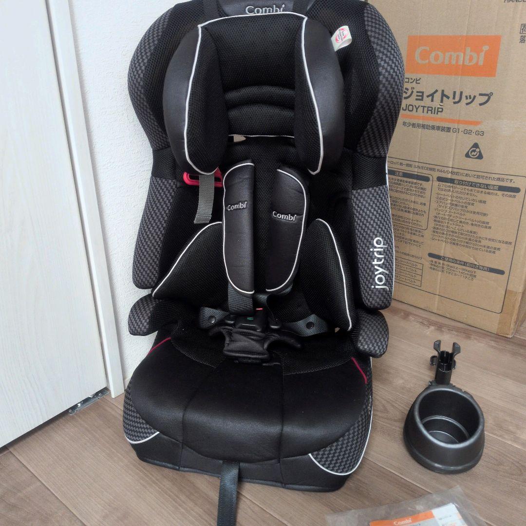 新品　チャイルドシート　ジュニアシート　ジョイトリップ　エッグショック　コンビ