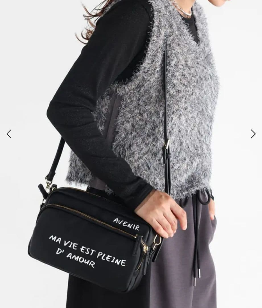 Vin　メッセージプリントスクエアショルダーバッグ