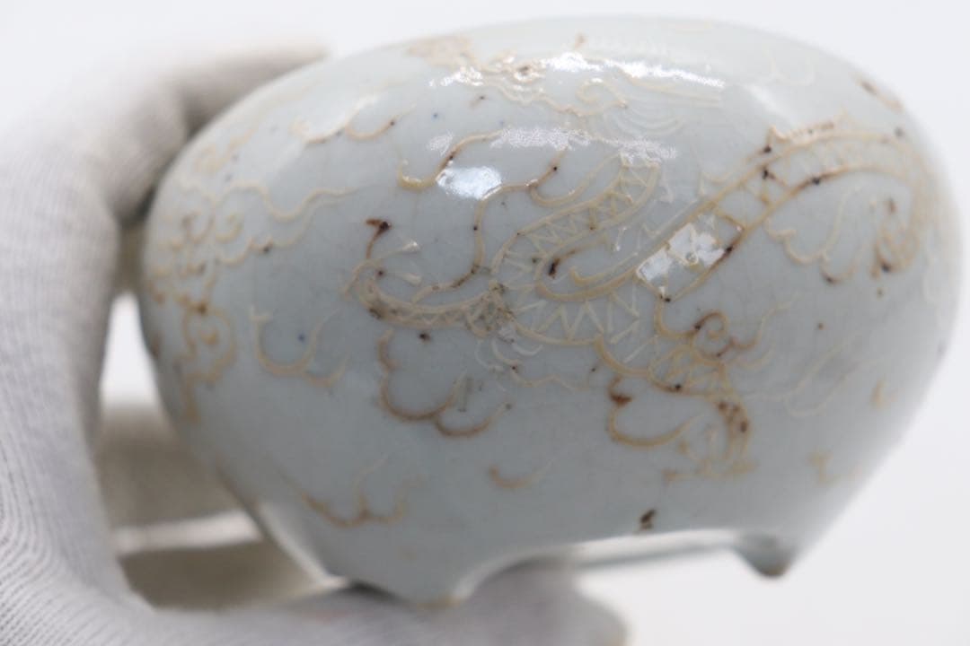 中国　明時代　白釉雙龍紋三足香炉　送料込み250107