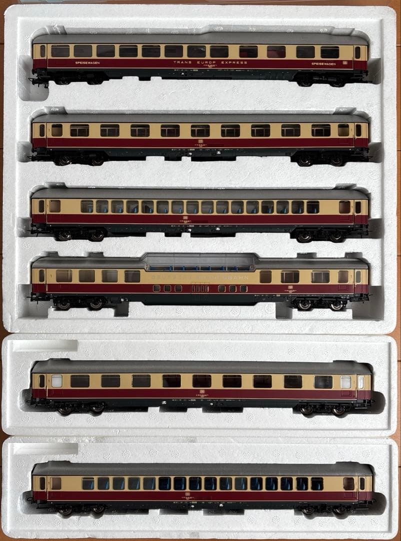 鉄道模型 Lima WAGEN RHEINGOLD 1968 鉄道模型 Lima WAGEN RHEINGOLD 1968 Lima WAGEN RHEINGOLD 1968