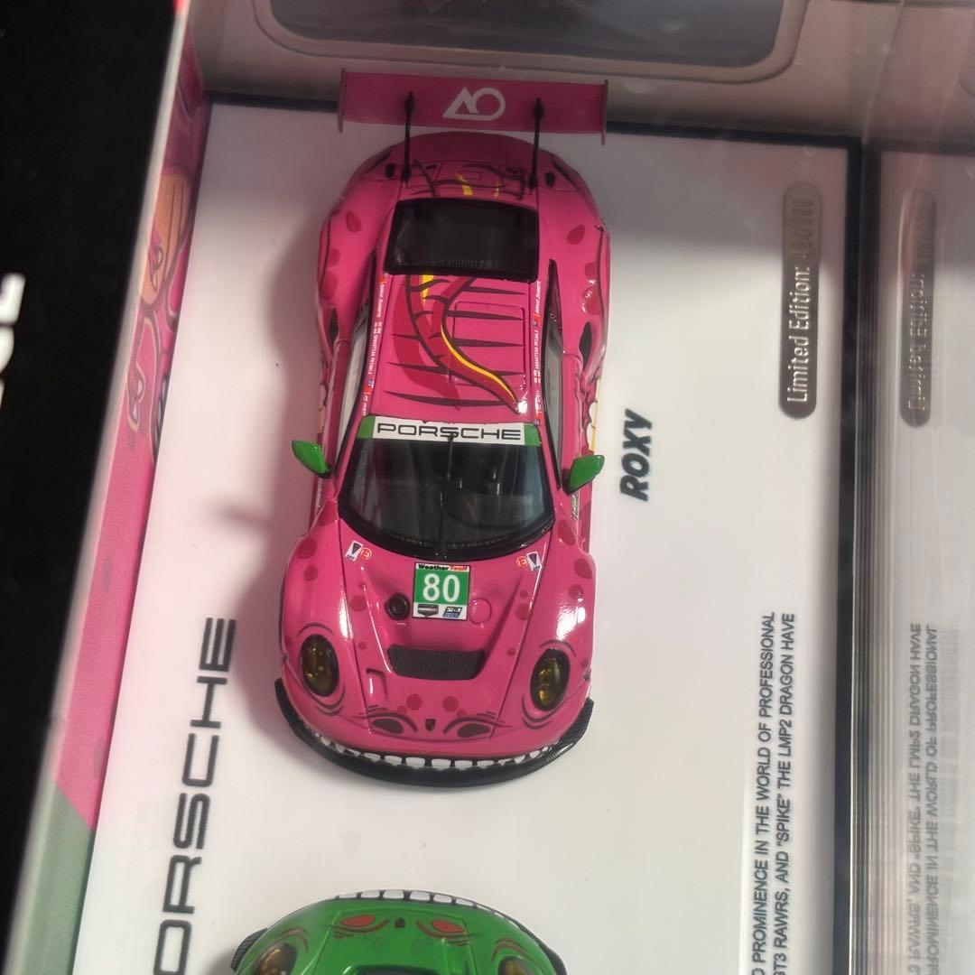 SR 1/64 ポルシェ 911 GT3 ダブルパック グリーン＋ピンク恐竜
