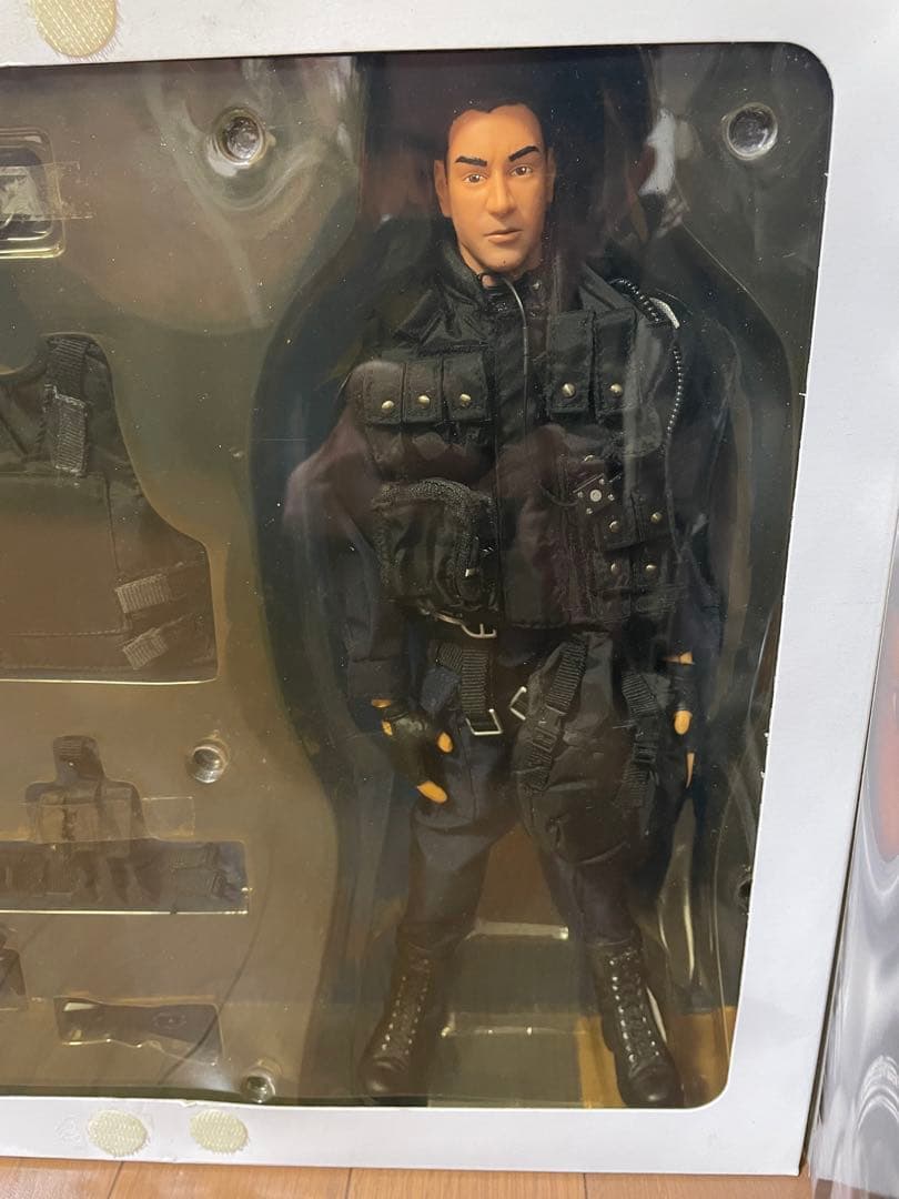SWAT フィギュア HOT TOYS