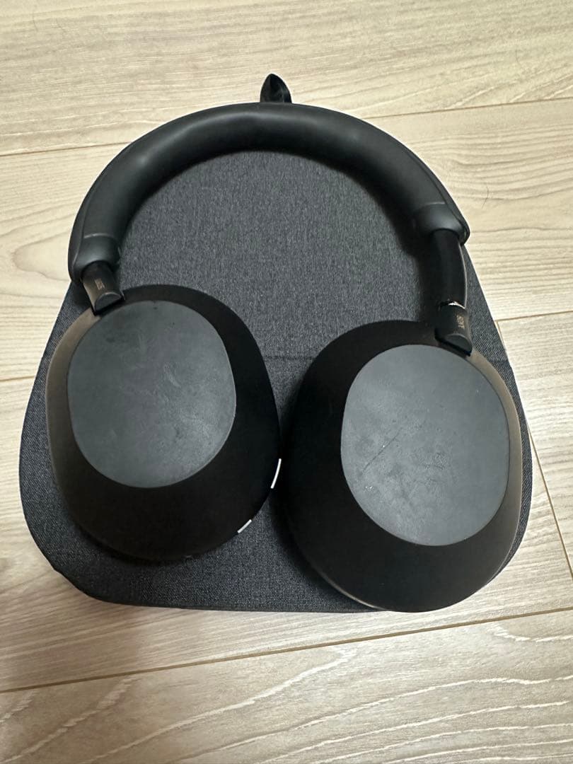 ソニーSony WH-1000XM5 ジャンク ケース付き