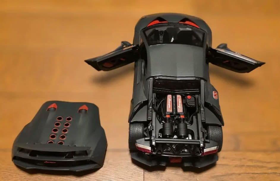 AUTOART ランボルギーニ　セストエレメント(カーボングレー) 1/18