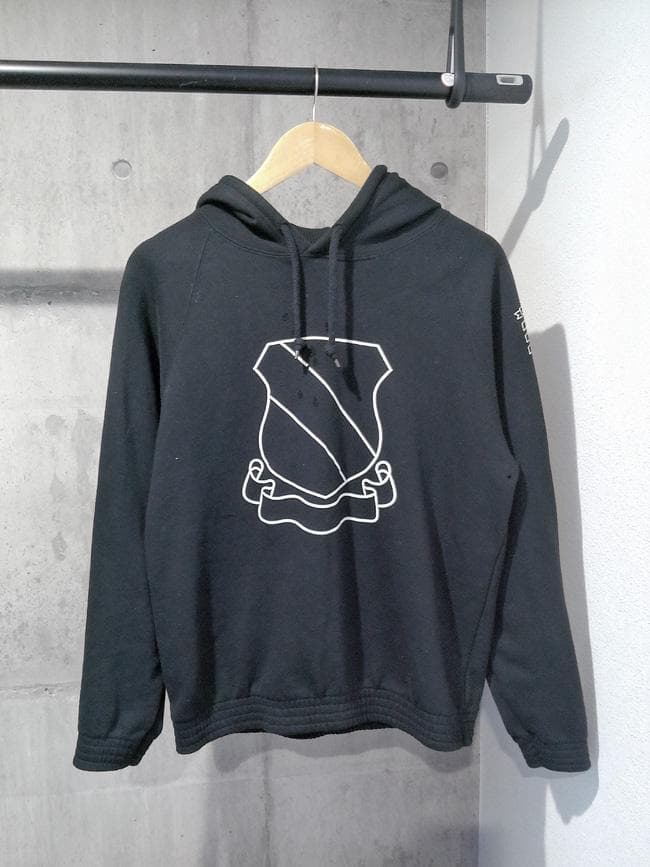 ナンバーナイン ダメージ加工 エンブレム プリント スウェット パーカー 3 黒