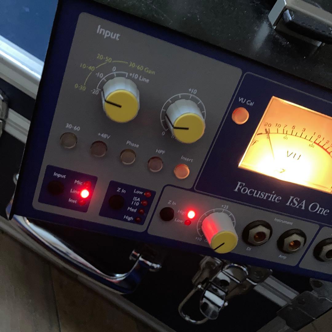 通電OK ハードケース付 Focusrite ISA One マイクプリアンプ