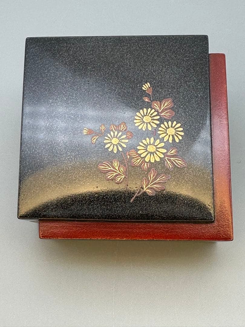 茶道具　香合　輪島　慶塚　菊色紙
