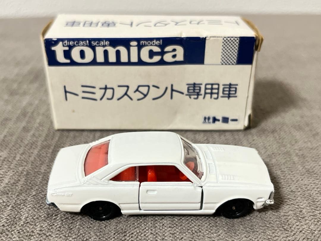 トミカ 日本製 黒箱 89 トヨタ コロナ 2000GT スタント専用車