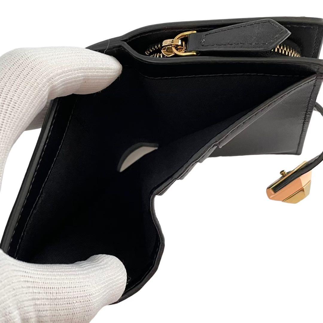 FENDI フェンディ 8M0386 二つ折り財布スタッズ コンパクトウォレット