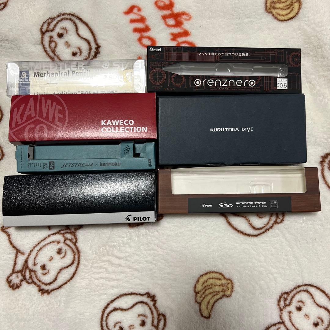 筆箱、シャーペンまとめ売り クリスマス限定セール - メルカリ